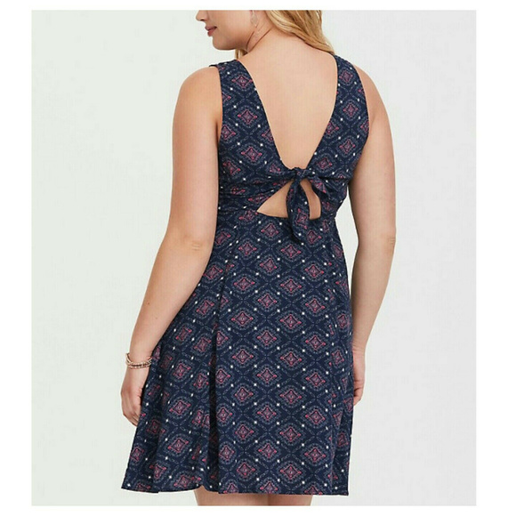 Torrid Dress Navy Medallion Tie-Back 2X - Picture 5 of 6